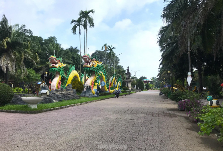 Nỗi lo cá sấu sổng chuồng ở công viên lớn nhất Nghệ An - 1