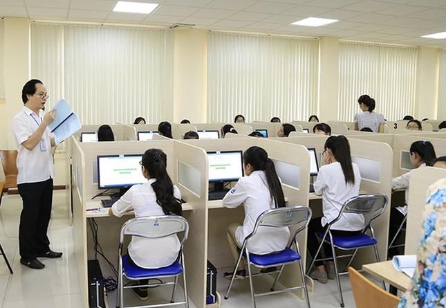 Hơn 4 vạn thí sinh đăng ký dự thi đánh giá năng lực của ĐH Quốc gia Hà Nội - 1