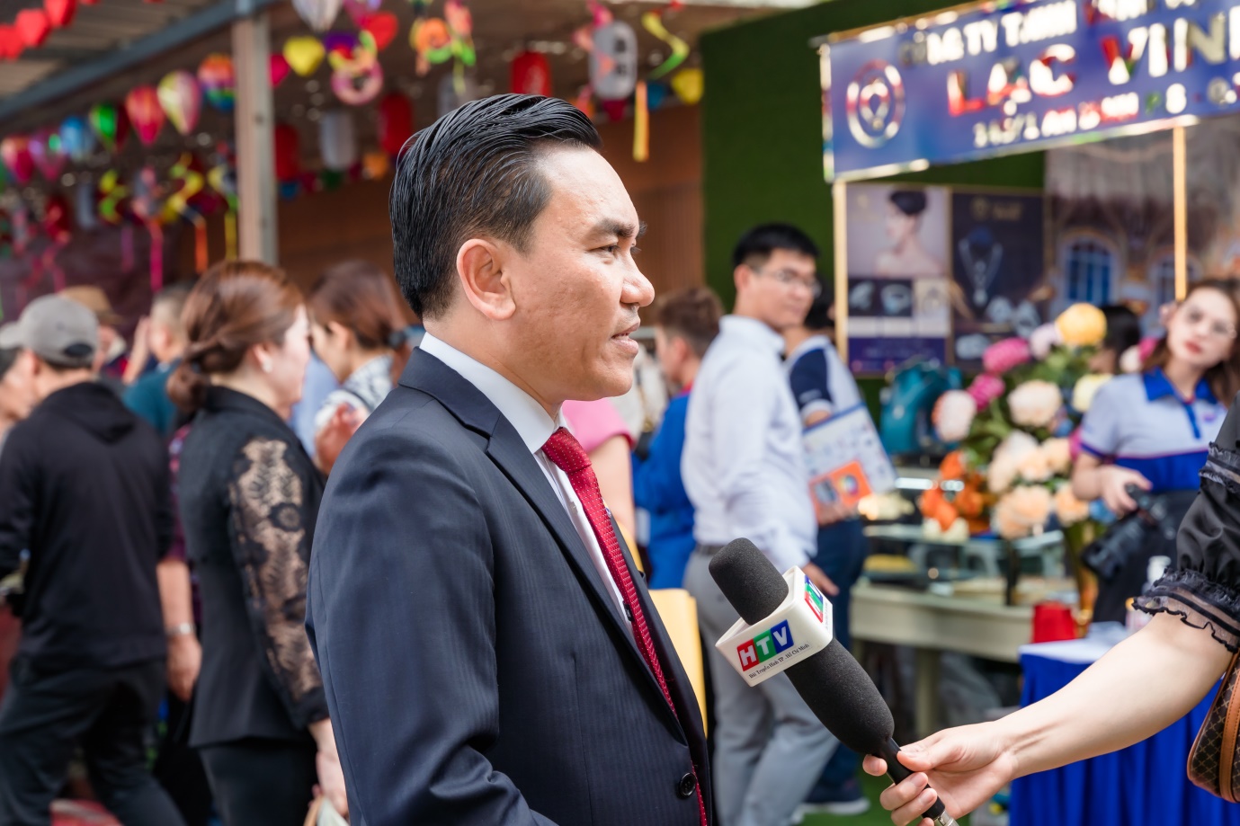 Ông Tiêu Văn Đạt - Chủ tịch tập đoàn DAT - đơn vị tài trợ kim cương cho chương trình B2B kết nối giao thương