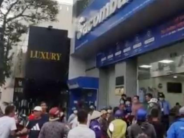 Tin tức trong ngày - Vụ khách hàng tố bị 'bốc hơi' gần 47 tỉ trong tài khoản: Thông tin bất ngờ từ phía ngân hàng