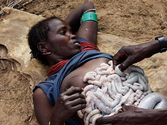 Thế giới - Bi kịch của những phù thủy châu Phi