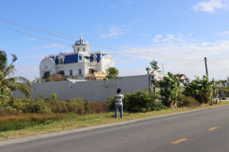 Tin tức trong ngày - Khu đất xây dựng "biệt phủ đẹp nhất Cà Mau" được cho phép chuyển đổi mục đích sử dụng