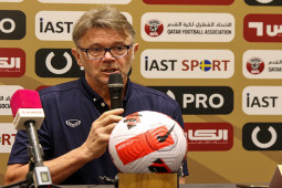 Bóng đá - Họp báo U23 Việt Nam - U23 Iraq: HLV Troussier nói gì ở trận đầu ra mắt?