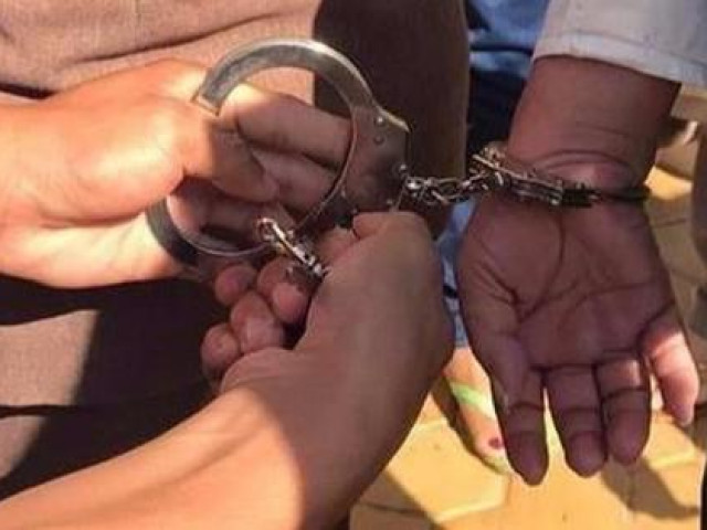 Pháp luật - Nghi phạm dí dao, ép cô gái vào nhà vệ sinh cướp bông tai ở Bình Tân bị bắt