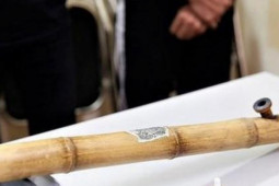 Pháp luật - Tạm giữ đối tượng dùng điếu cày đánh anh họ tử vong