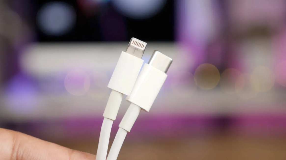 Apple sẽ "giở trò" gì với USB- C trên iPhone 15? - 2