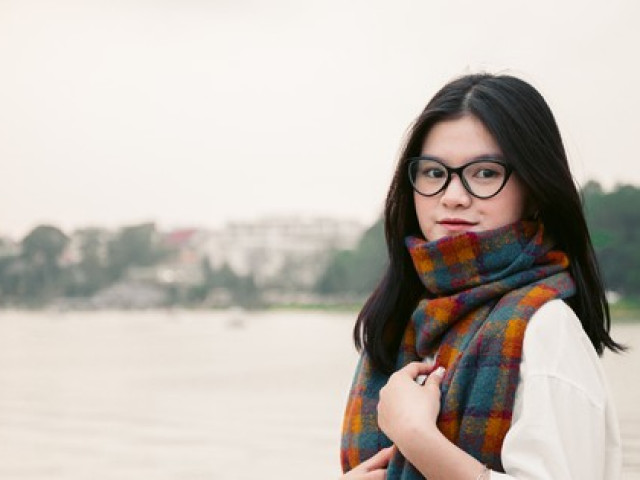 Bạn trẻ - Cuộc sống - Gặp gỡ nữ sinh xứ Tuyên học song bằng Ngoại ngữ và Kinh tế