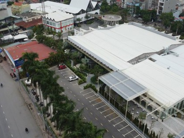 Tin tức trong ngày - Doanh nghiệp "hô biến" nhà xưởng thành trung tâm tiệc cưới quy mô