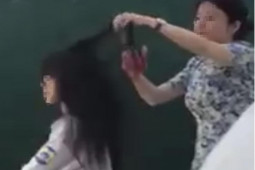 Vụ cô giáo cắt tóc học sinh trên bục giảng: “Đây là hành vi xâm hại thân thể học sinh”