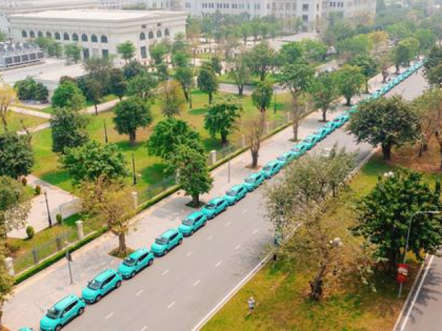 Tin tức ô tô - Choáng ngợp với đoàn taxi điện của tỉ phú Phạm Nhật Vượng