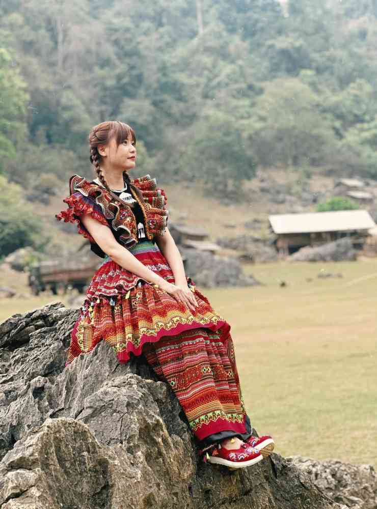 Ngân cùng mọi người tham quan Mộc Châu trong thời gian 2 ngày.