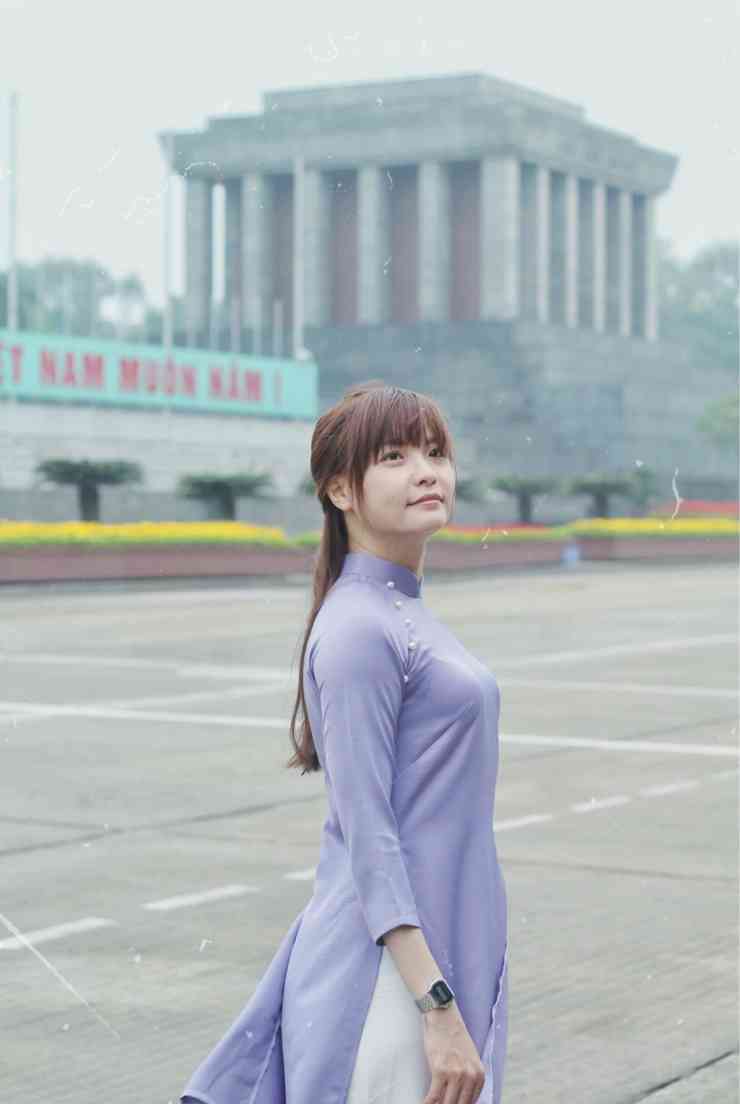 Du khách ghé thăm Lăng Bác.