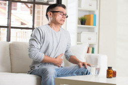 Người đàn ông bị đầy hơi khó tiêu, bác sĩ nói: Đây đích thị là “vua ung thư giấu mặt”