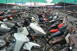 Thị trường - Tiêu dùng - Gần 1 nghìn xe vi phạm được đấu giá, trung bình chỉ 500 nghìn đồng/xe