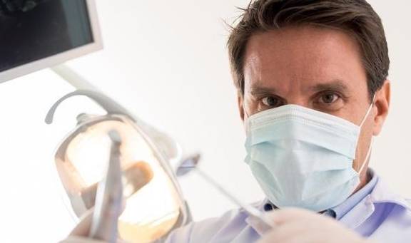 Tại sao ung thư ở người trẻ khó điều trị hơn ở người lớn tuổi? - 1