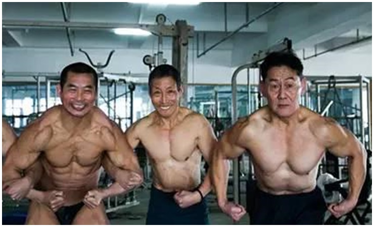 Nhóm các cụ ông luyện tập rất đều đặn, chăm chỉ.