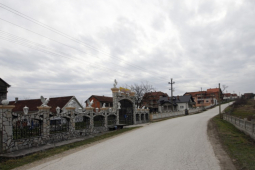 Làng quê dân đua xây biệt thự khoe giàu nhưng nhìn như bỏ hoang