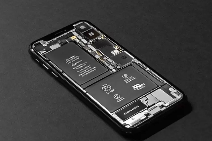 Đâu là chiếc iPhone có nhiều pin nhất trong lịch sử? - 1