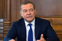 Thế giới - Ông Medvedev: Nga đang chuẩn bị để "đón" cuộc phản công của Ukraine