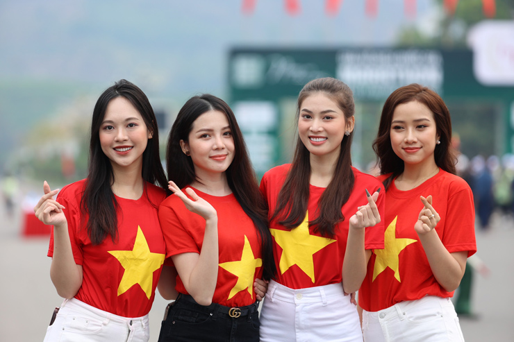 Dàn người đẹp, Hoa hậu có mặt tại Lai Châu cùng&nbsp;khuấy động không khí bên lề trước giải chạy lâu đời nhất Việt Nam&nbsp;