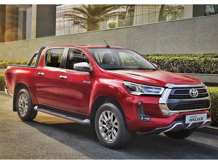 Toyota Hilux quay lại thị trường Việt Nam, giá mới tăng rất cao - 3