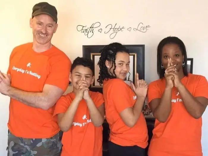 Hai vợ chồng cùng nhau khởi nghiệp, giờ thu vài trăm tỷ mỗi năm - 2