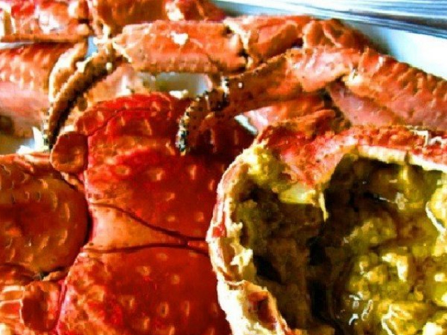 Ẩm thực - Loài cua biết leo cây, bắt chuột, nhìn kì dị nhưng lại là đặc sản