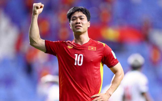 Công Phượng có thể mất vị trí tại tuyển Việt Nam nếu tiếp tục “mất hút” ở Yokohama FC.