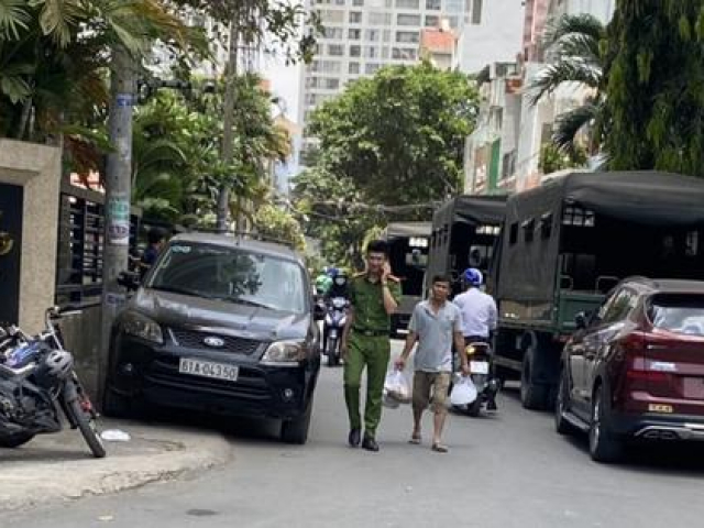 Tin tức trong ngày - Công an kiểm tra 2 địa điểm hoạt động tài chính ở Thủ Đức