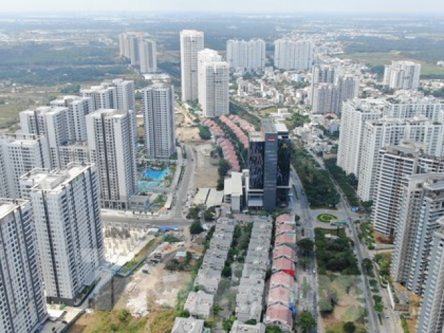 Kinh doanh - Lý do hàng chục ngàn căn nhà ở TPHCM không được cấp sổ