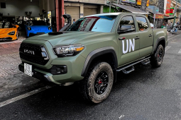 Ngắm xe - Toyota Tacoma TRD Pro độc tại Việt Nam thuộc sở hữu ông trùm cà phê