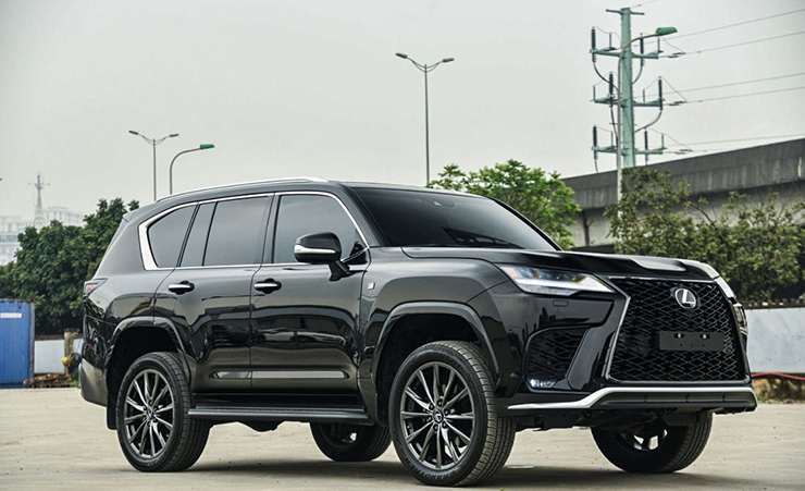 Lexus LX600 chạy lướt rao bán giá 11 tỷ đồng tại Hà Nội - 2