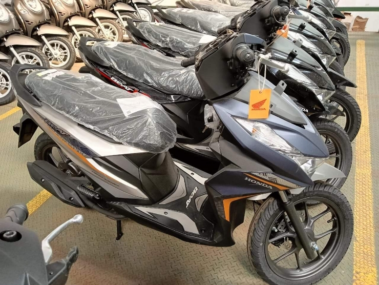 Loạt xe tay ga Honda có giá đại lý dưới 35 triệu đồng tại Việt Nam - 2