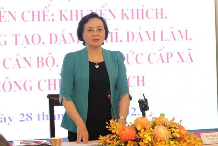 Bộ trưởng Nội vụ Phạm Thị Thanh Trà phát biểu tại hội nghị sáng 28-3. Ảnh: THANH TUYỀN