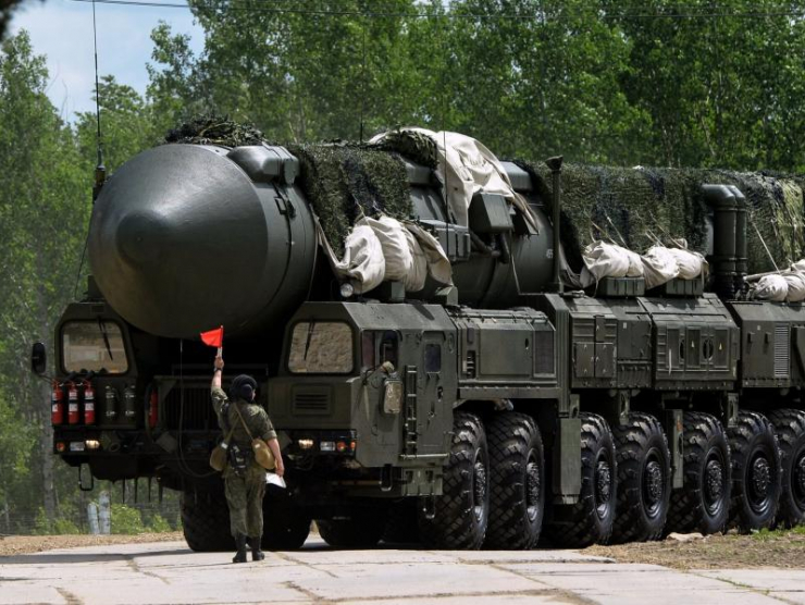 Xe tên lửa đạn đạo RS-24 Yars của Nga. Ảnh:GettyImages