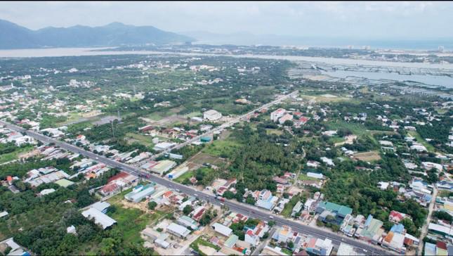 Cam Lâm sẽ trở thành đô thị sân bay mang tầm quốc tế. Ảnh L.H.