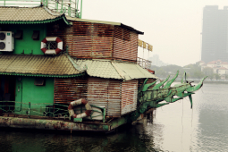 Tin tức trong ngày - Ảnh: Những chiếc “tàu ma” cuối cùng ở Hồ Tây