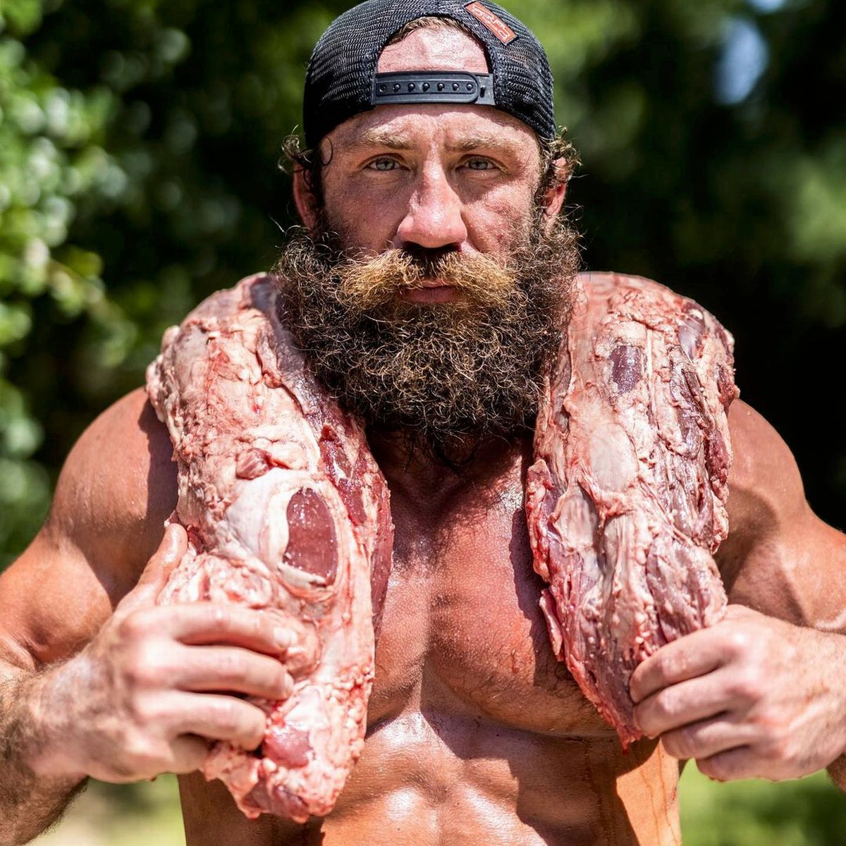 Sốc trước cách ăn uống như người tiền sử giúp người đàn ông có cơ bắp cuồn cuộn - 6