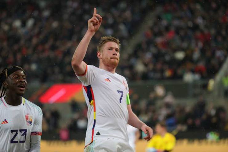 De Bruyne đích thân ghi bàn để có một trận đấu mỹ mãn