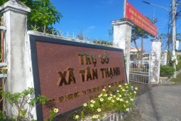 Tin tức trong ngày - Diễn biến mới vụ cán bộ xã ở Bạc Liêu mang sổ đỏ của dân đi cầm