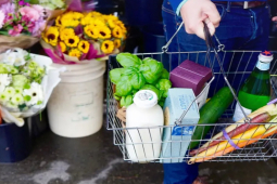 Đàn ông - Tại sao ăn “cơm nhà” vẫn như “cháo chợ”?