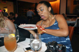 Tranh vui - Khoảnh khắc hài hước khó đỡ khiến bao người không kịp trở tay