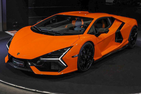 Siêu xe Lamborghini Revuelto ra mắt toàn cầu, sử dụng động cơ lai mạnh nhất lịch sử