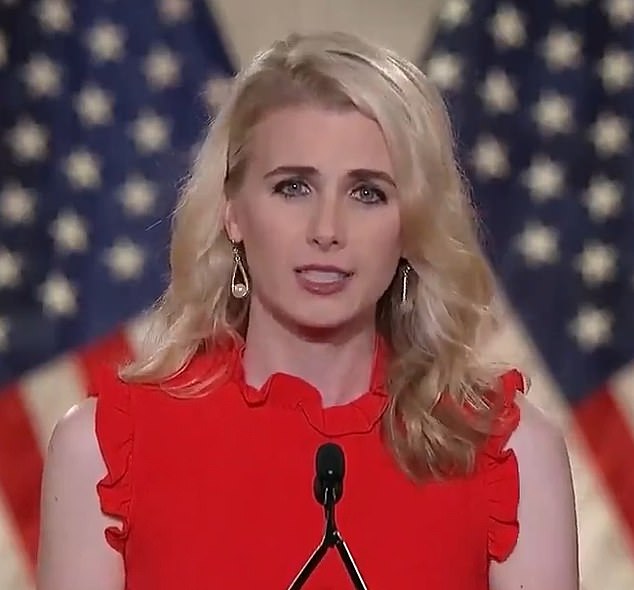 Natalie Harp từng phát biểu tại&nbsp;đại hội đảng Cộng hòa năm 2020.