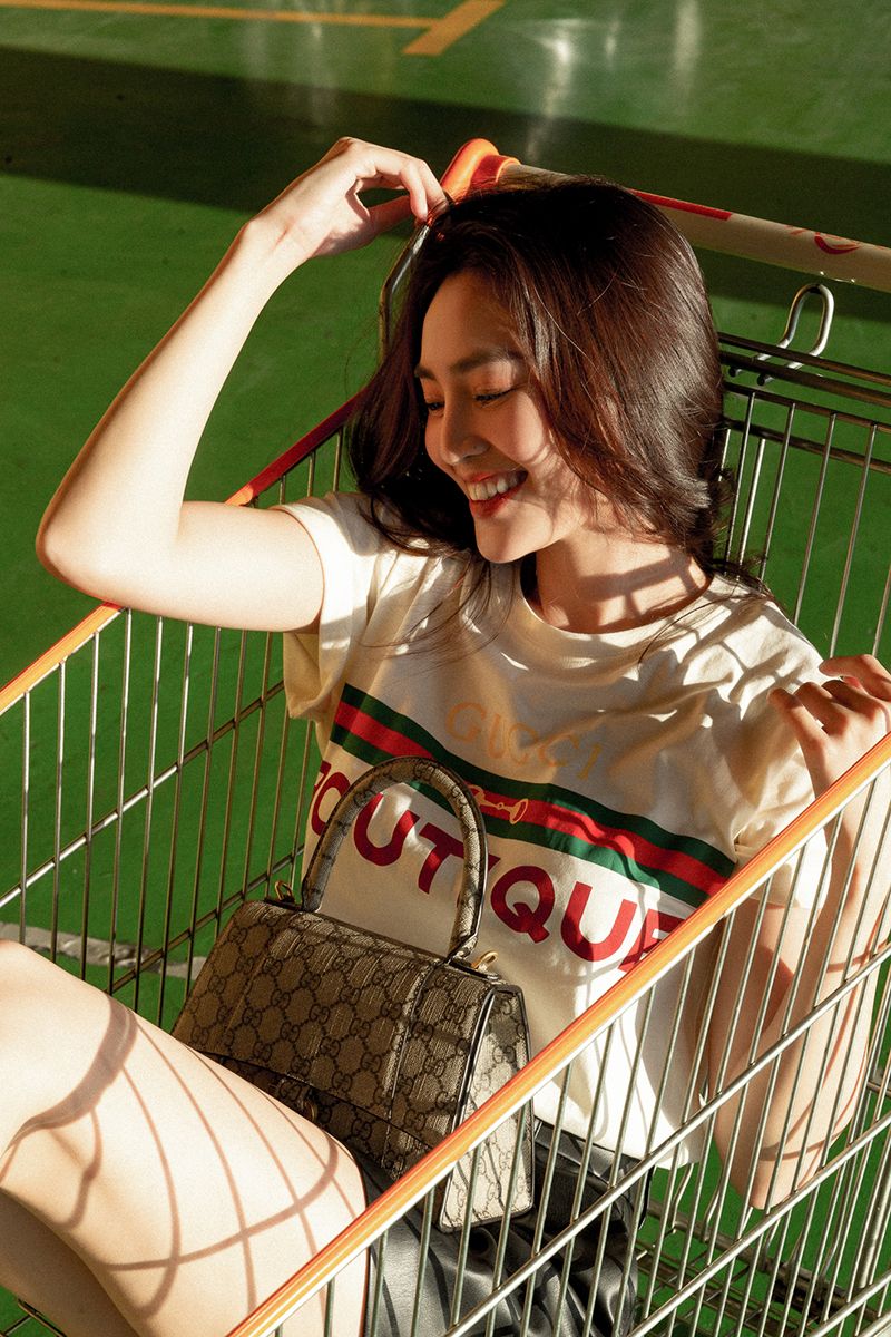 Ninh Dương Lan Ngọc luôn tìm thấy hạnh phúc và bình yên bên gia đình hay dành thời gian cho những điều nhỏ bé nhưng đầy ý nghĩa.