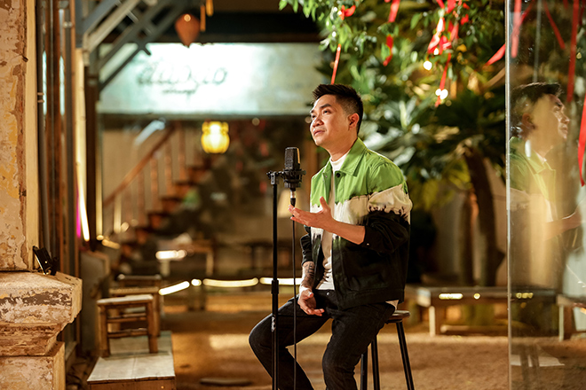 Phạm Khánh Hưng hát lại ca khúc hit của Phạm Thanh Thảo, đây cũng là ca khúc do chính anh sáng tác