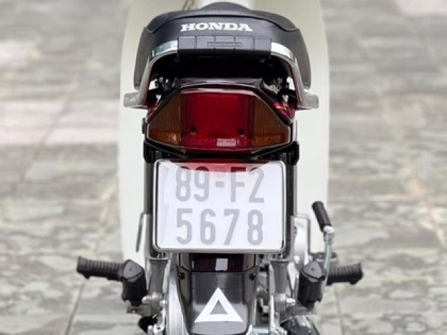 Thế giới xe - Honda Super Dream biển số sảnh tiến rao bán 75 triệu đồng