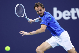 Thể thao - Video tennis Eubanks – Medvedev: Bản lĩnh lên tiếng, giải mã "hiện tượng" (Miami Open)