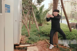 Clip hài hước - Chàng trai khóc không thành tiếng chỉ vì dịch vụ quá tận tình