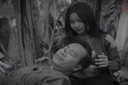 Giải trí - Tạ Biên Cương hóa thành Chí Phèo nát rượu, cảnh âu yếm Thị Nở trong vườn chuối "gây sốt"